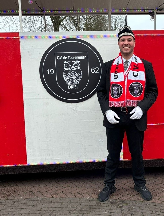 d86b42ba-54a9-4ddb-b3bb-a078563a3d9e